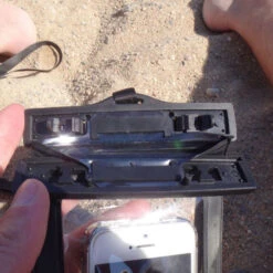 POCHETTE ETANCHE SMARTPHONE SEAWAG ROSE -Kayak Des Vagues pochette etanche smartphone seawag rose 4